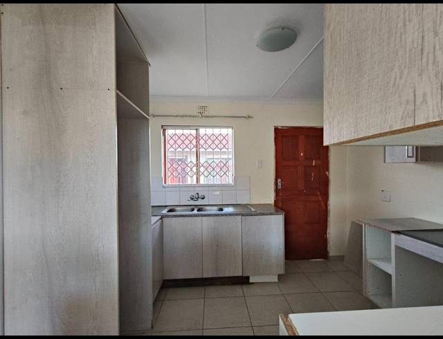 2 BEDROOM PROPERTY TO RENT IN NCAMBEDLANA